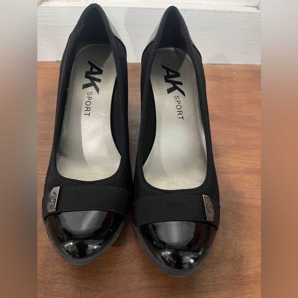 Anne Klein Sport Wedge. Sz 9 1/2